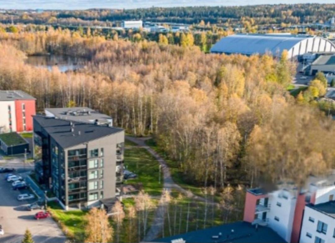 Modern Apartment Near Tampereen Messukeskus, With Own Private And Free Parking Exteriör bild
